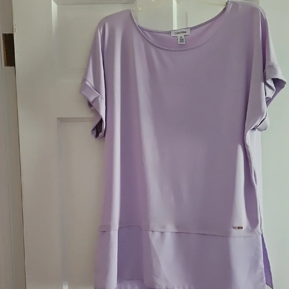 Calvin Klein Women's Lavender Top - Picture 1 of 6